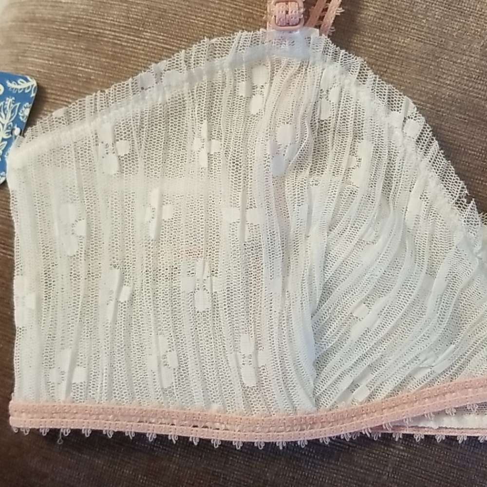Free People Gabriella Lace Bra in Ivory Small - Picture 6 of 15